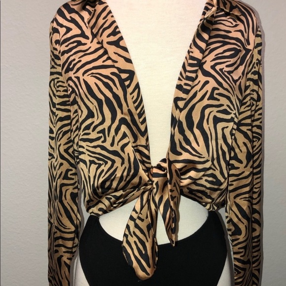 Forever 21 tiger bodysuit - Picture 2 of 6
